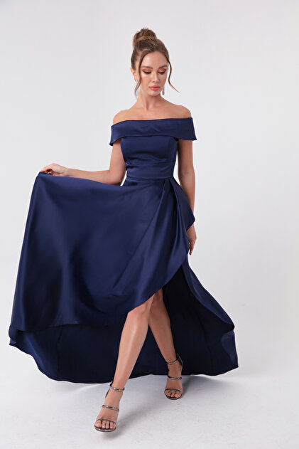 boat neck dress graduation Premiere Olive Boat-Neck Maxi Dress With Cape-Sleeves And Open-Back – Club  L London main image 1