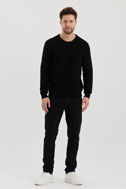 Cycling Collar Striped Textured Regular Fit Sweater (E24-Eze-10)