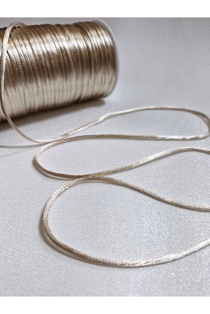 Rat Tail Floching Thread 2mm- (10 Meters)