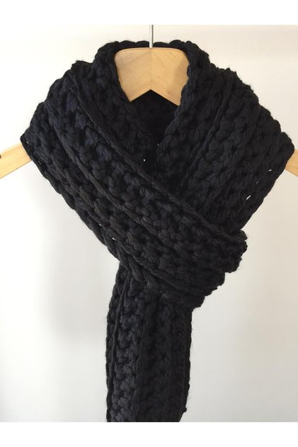 Mora Knit Atkı El Örgüsü % 40 Yün Siyah Unisex Özel (20x200cm 285g) Atkı