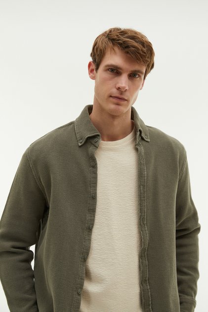 Men's Khaki Textured Regular Fit Long Sleeve Shirt
