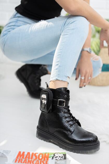 Black Crinkled Patent Leather Zippered Girls' Boots with Pocket Detail