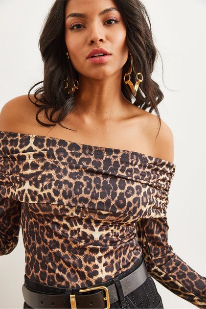 Women's Black Coffee Madonna Collar Leopard Sandy Blouse Blz-19002778