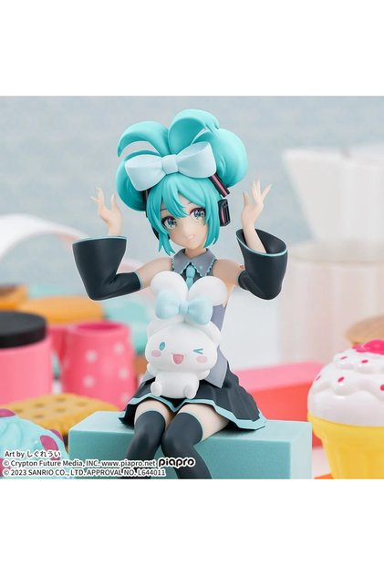 MYCH Hatsune Miku x Cinnamoroll Luminasta Vocaloid Figure Virtual