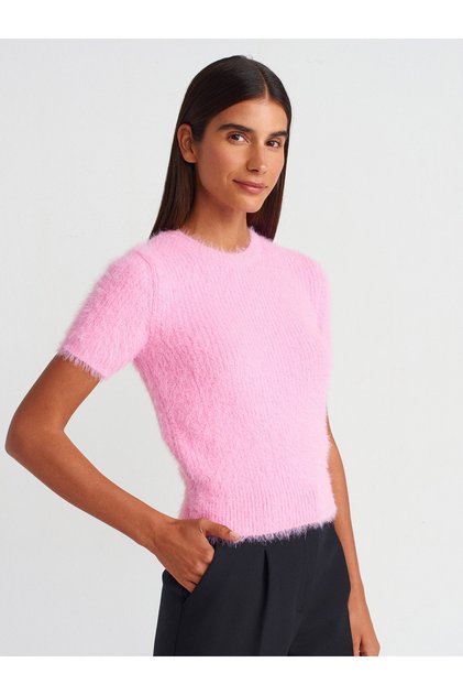 10648 Strickpullover mit Rundhalsausschnitt, weicher Textur und glänzendem Glanz, rosa
