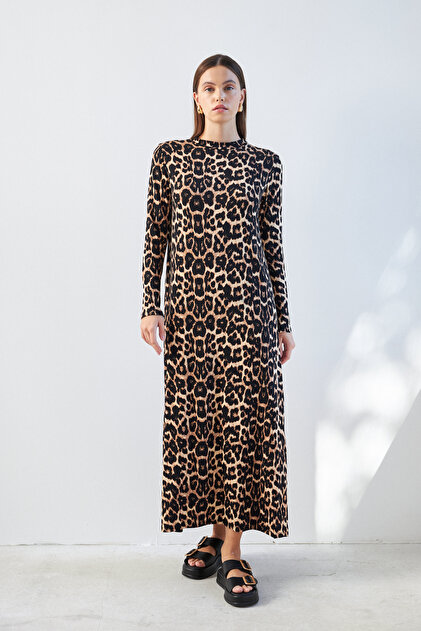 Bipantolon Women's Dark Black Leopard Print Half Turtleneck Long Sleeve Long Dress- Trendyol Bipantolon Women's Dark Black Leopard Print Half Turtleneck Long Sleeve Long Dress- Trendyol