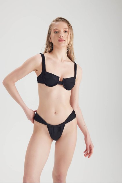 Balenli Bikini Takımı