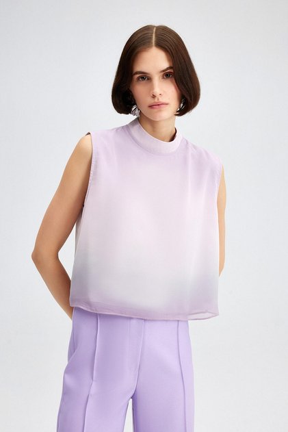 ARMLESS STAND COLLAR CHIFFON BLUZ
