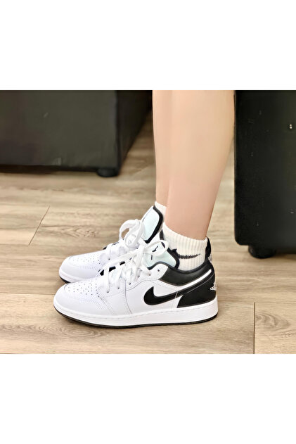 jordan low panda women's