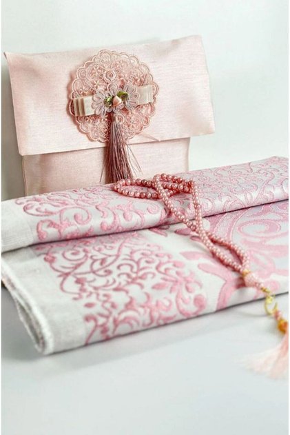 Elegant Square Pouch Laced Taffeta Prayer Rug and Rosary Prayer Set