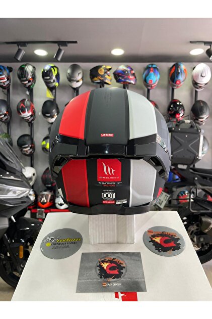 MT Thunder 4 SV Treads B5 Full Face Kırmızı Kapalı Kask - Fiyatı