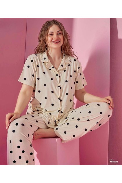Women's Short Sleeve Front Buttoned Pajama Set