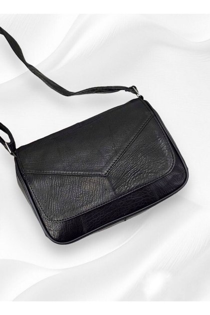 Dámská černá taška přes rameno a crossbody z pravé kůže