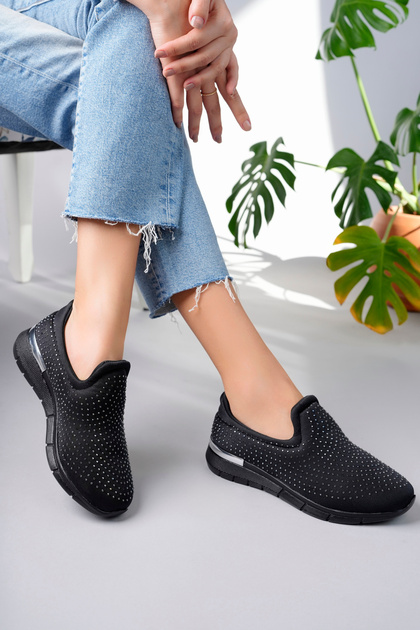 Women's Black Full Stone Low Sole Orthopedic Shoes