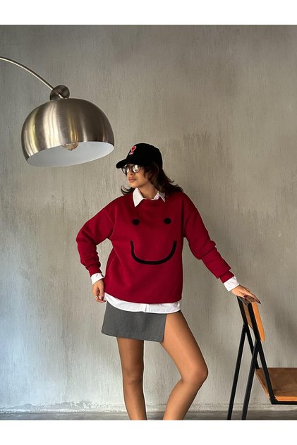 Kadın Bordo Smile Süzene Nakışlı 3 İplik Şardonlu Geniş Kesim Sweatshirt 28313