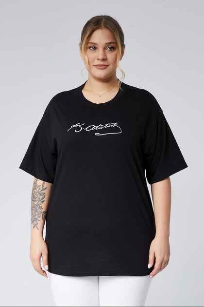 Plus Size Ataturk Signature Printed Oversize Basic Comfort Short Sleeve Single Jersey T-Shirt-Black
