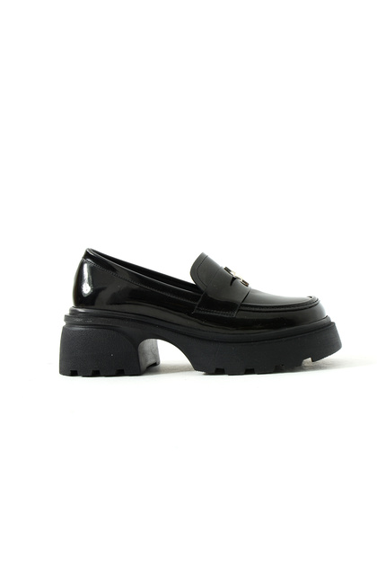 Gökçe Shoes Olga Siyah Rugan Yıldız Detay Kadın Loafer Ayakkabı