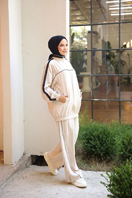 Wovi Moda Hijab Sportswear Women's Tracksuit Set Modest and