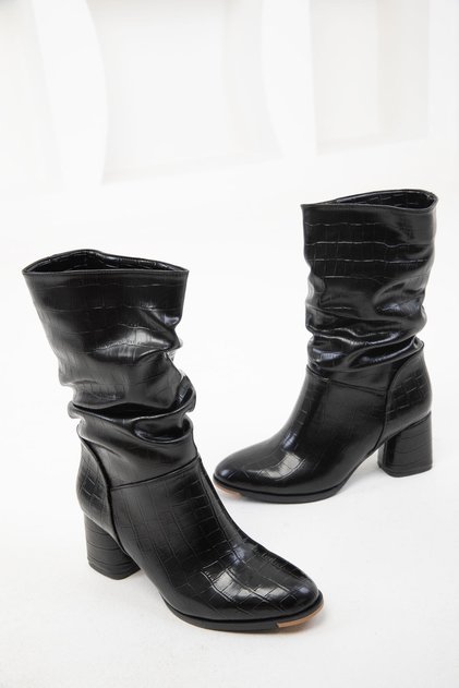 Black Krako Women's Boots & Booties 20008