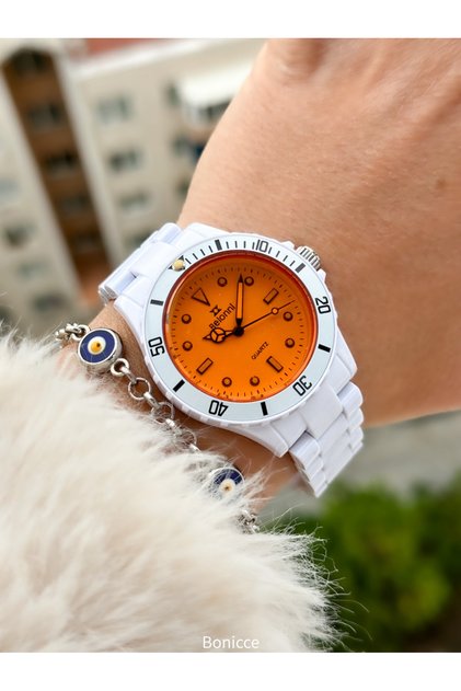 Brand Lightweight Plastic Band, White Color, Women's Wrist Watch + Bracelet