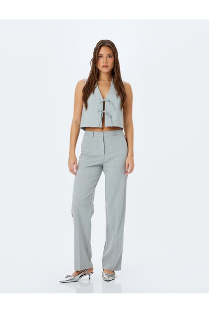 Front Tie Bow Detailed V-Neck Vest
