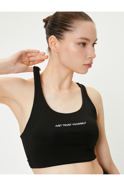 U-Neck Printed Slim Fit Sports Bra - Back Window Detail