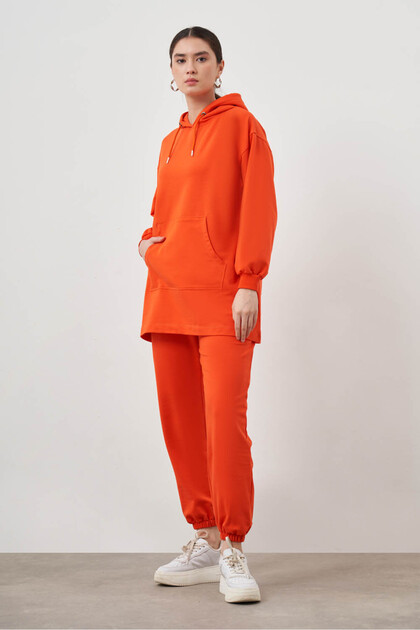 Kanguru Cepli Nar Çiçeği Sweatshirt