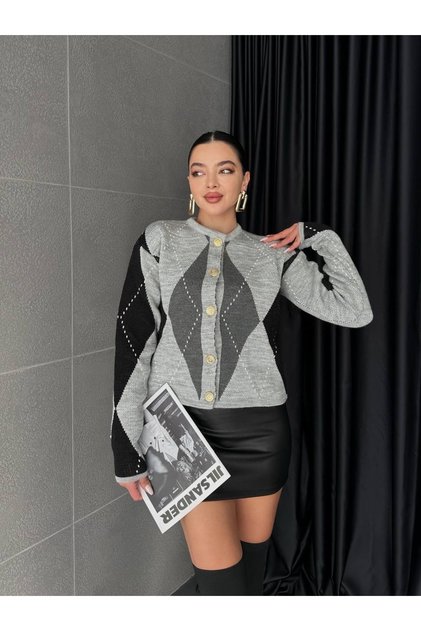 Women's Diamond Patterned Buttoned Knitwear Cardigan
