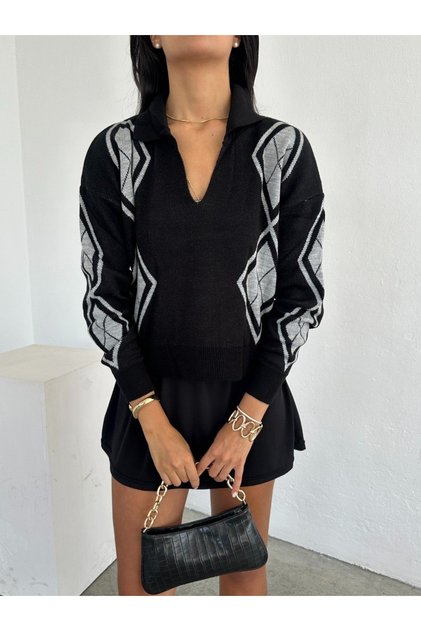 Diamond Patterned Polo Collar Knitwear Sweater