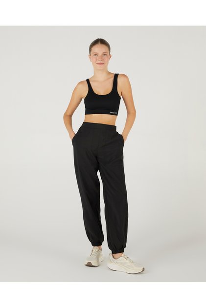 W Micro Collection Jogger Sweatpant Kadın Siyah Eşofman Altı S242124-001