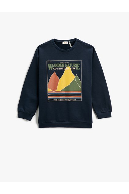 T-Shirt Long Sleeve Nature and Adventure Themed