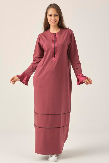 Women's Plum Satin Detailed Maxi Dress Dm455
