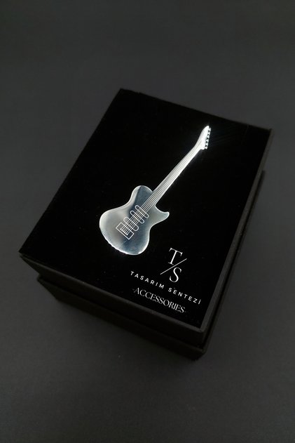 Broş Çelik Rozet Elektronik Gitar Muzik Rock Silver Yaka Kıyafet Takı Aksesuar Çanta Hediye