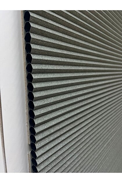 Honeycomb (BAL PETEĞİ) Antrasit %100 Karartma Ve Isı Yalıtımlı Cam Balkon Plise Perde