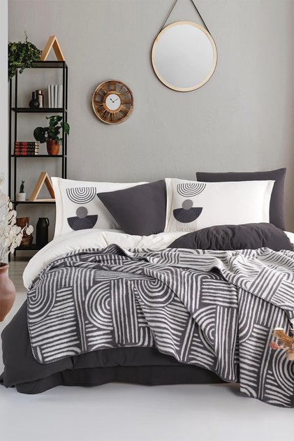مجموعة مفروشات وبطانية مزدوجة مصنوعة من القطن بنسبة 100% من Good Night Istanbul Babil Anthracite