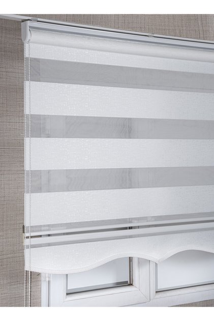 Etekli Beyaz Geniş Bambu Zebra Stor Kaliteli Güneşlik Perdeler