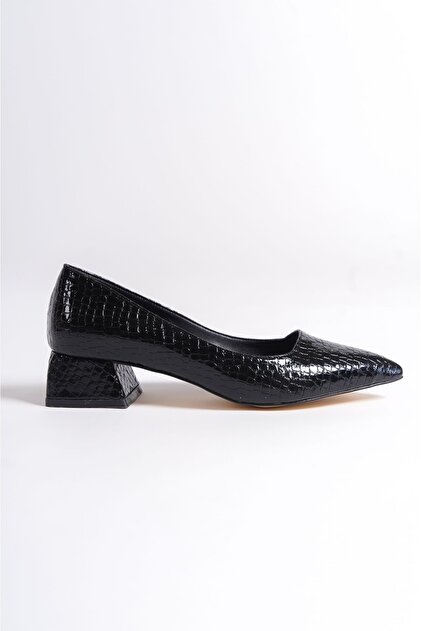 Women's Pointed Toe Low Heeled Patterned Daily Ballet Look Heeled Shoes