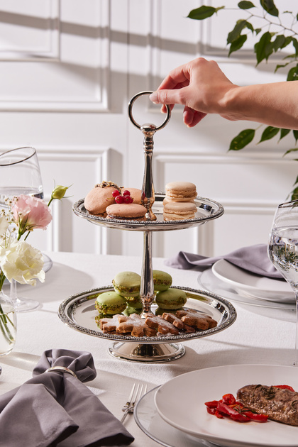 Karaca New Year Yılbaşı Majesty 2 Katlı Servislik - Fiyatı, Yorumları