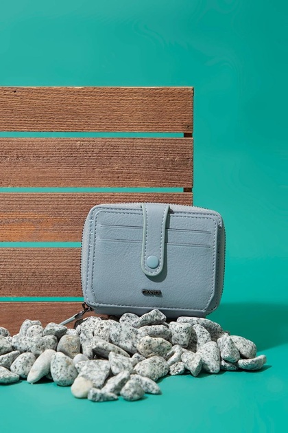 739 Unisex 100% Genuine Leather Zippered Wallet Card Holder Ice Blue