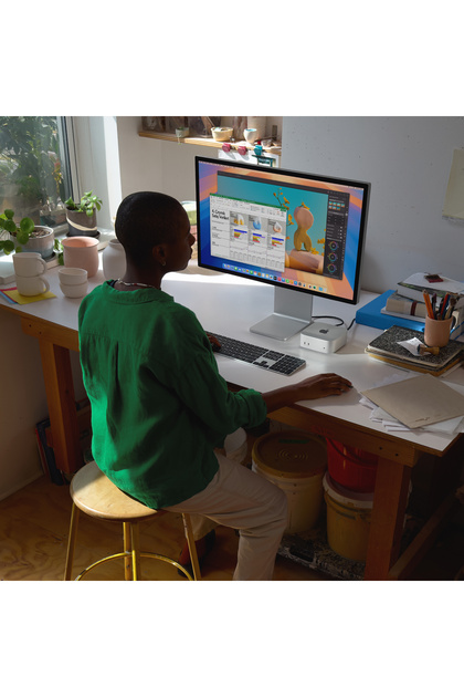 Apple Mac mini: Apple M4 chip with 10‑core CPU and 10‑core GPU