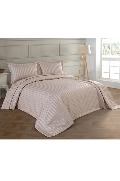 Julia Jacquard Chenille Double Bedspread