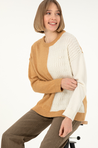 Women's Camel Melange Crew Neck Sweater 50291624-Vr122