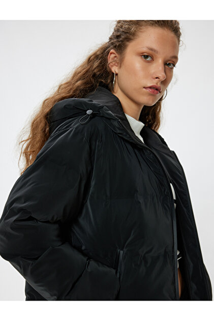 Oversize Puffer Coat with Hooded Zipper Pocket Detail