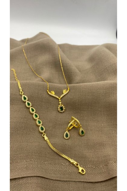 GOLD DAMLA MODEL ZİRKON TAŞLI 925 AYAR GÜMÜŞ SET