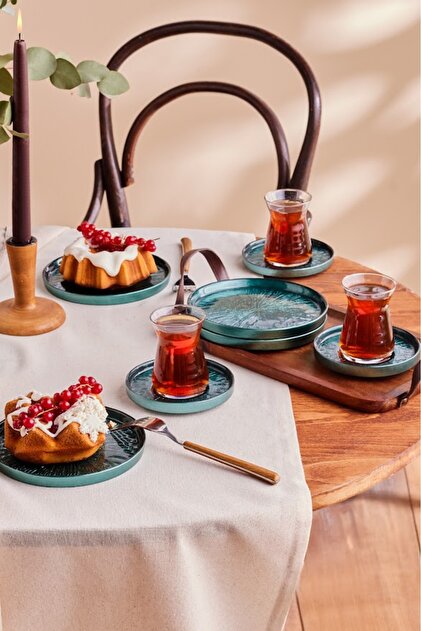 Karaca Teo Yeşil 18 Parça Pasta Ve Çay İkram Seti 132 ml - Fiyatı