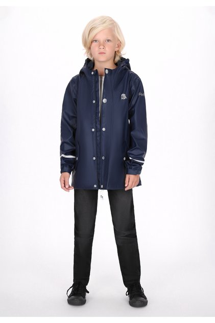 Regenjacke aus recyceltem Material