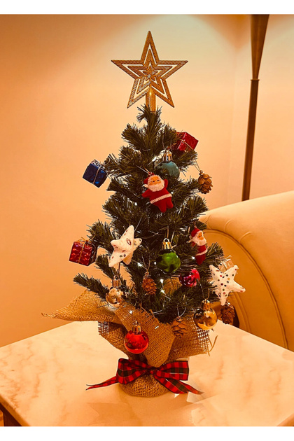 Yılbaşı Masaüstü Yeniyıl Süslü çam ağacı new year Çam Ağacı Kütüklü Işıklı
