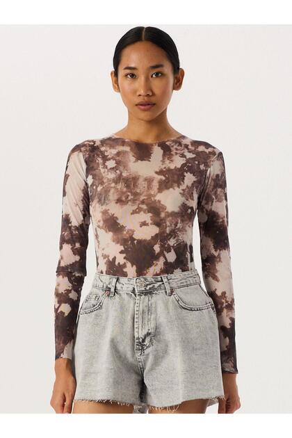 Alttan Çıtçıtlı Dövme Desenli Transparan Tül Body - Batik