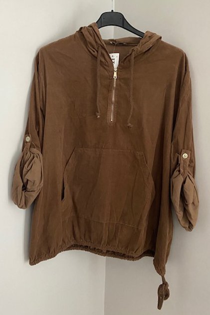 Women's Italian Camel Kangaroo Pocket Zipper Closure Hooded Oversize Velvet Blouse Sweatshirt