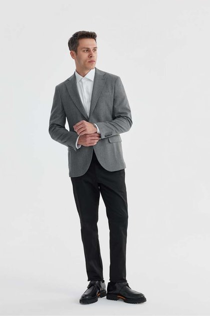 Gri Slim Fit Ekose Kareli Çift Yırtmaçlı Ceket